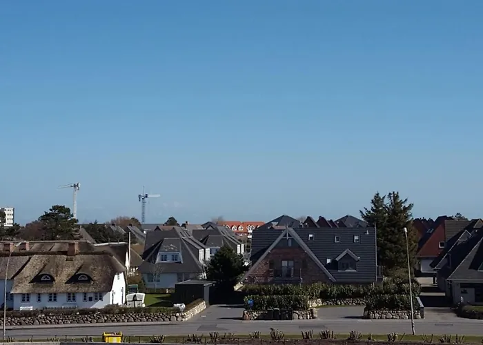 Дом отдыха Beachcomber - South